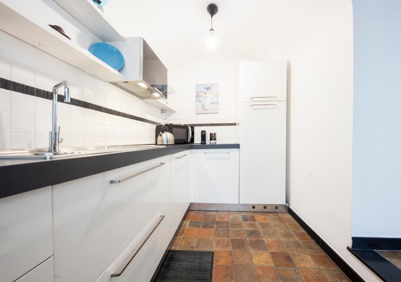 Elegante Loft In Centro Storico Acquario Apartment Genoa Exterior photo