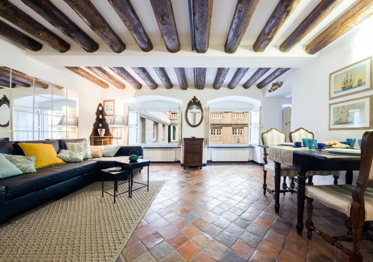 Elegante Loft In Centro Storico Acquario Apartment Genoa Exterior photo